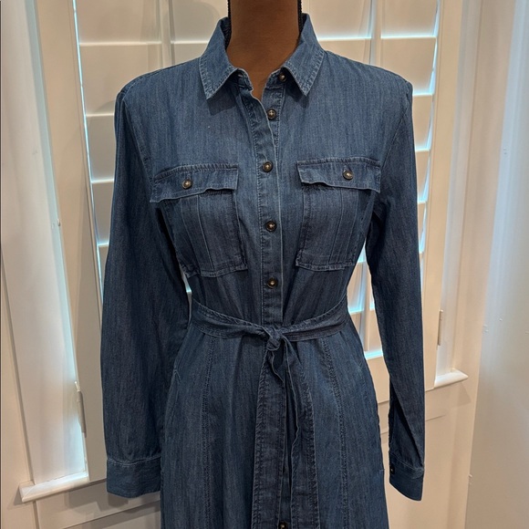 LOFT chambray belted midi pocket shirt dress - Picture 4 of 8